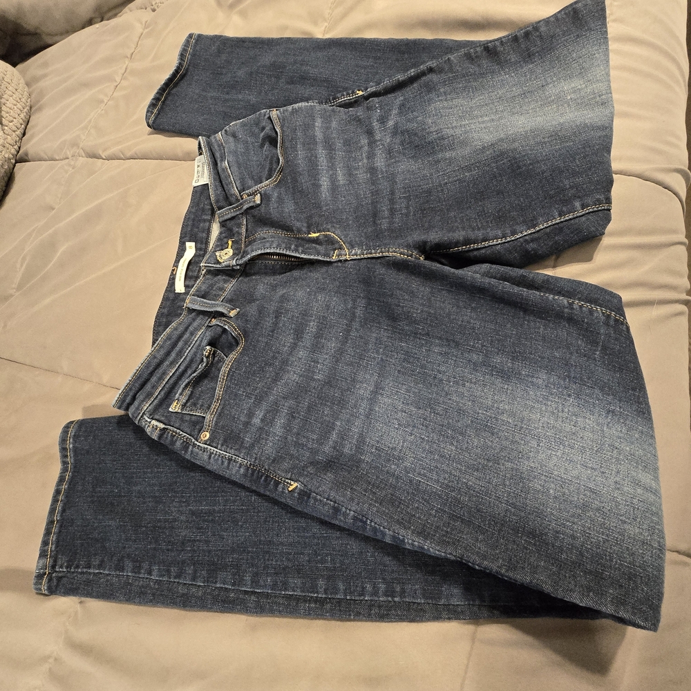 Levi's Women's Straight Leg Jeans - Dark Blue